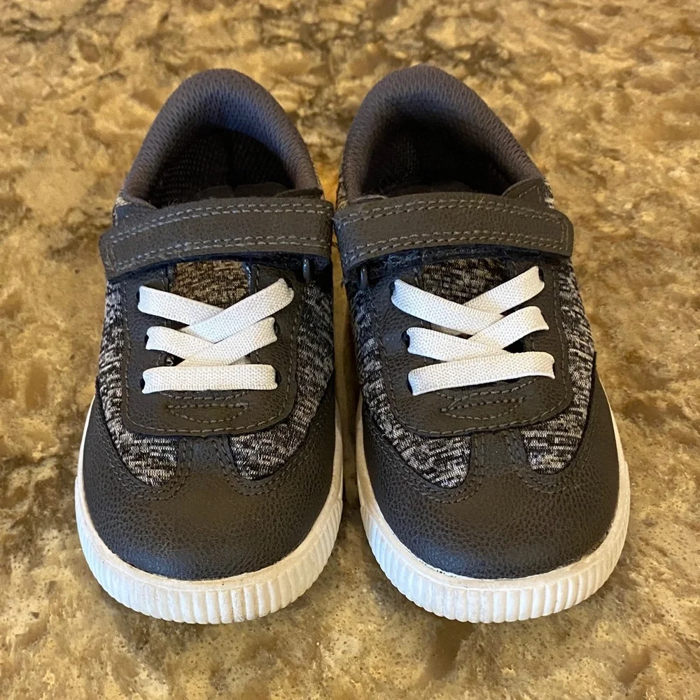 Carter's Gray Boys Sneakers (toddler 9m) and Boys Sandel Shoe (toddler 11m) - Picture 2 of 13